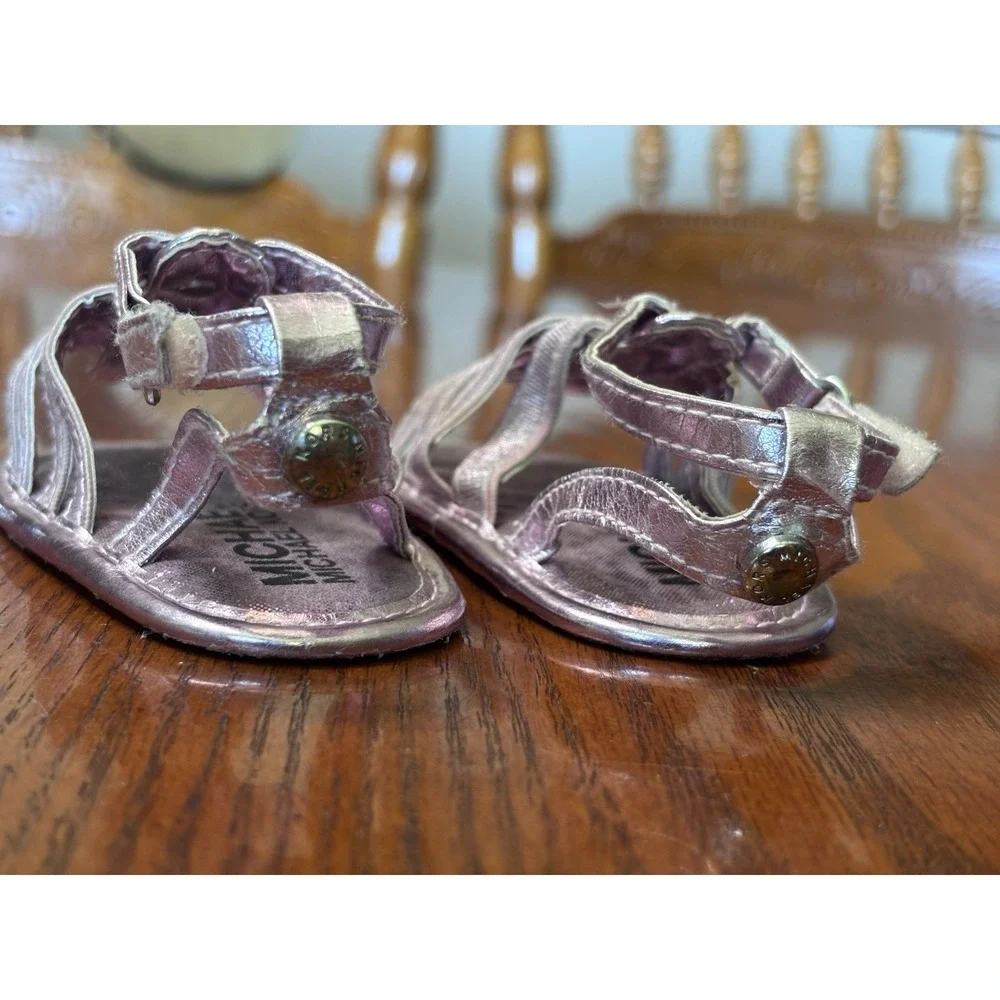 Michael Kors Baby Joy Hannah Pink Metallic Sandals Crib Shoes Size 2 Infant Logo